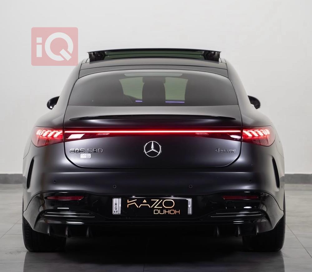 Mercedes-Benz EQS